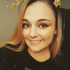 Meet your Posher, Lexi